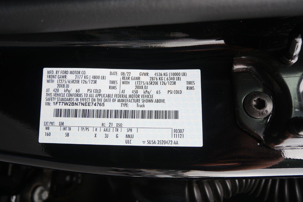 Used 2022 Ford F250 Lariat w/ Black Appearance Package AWD/4WD image 22