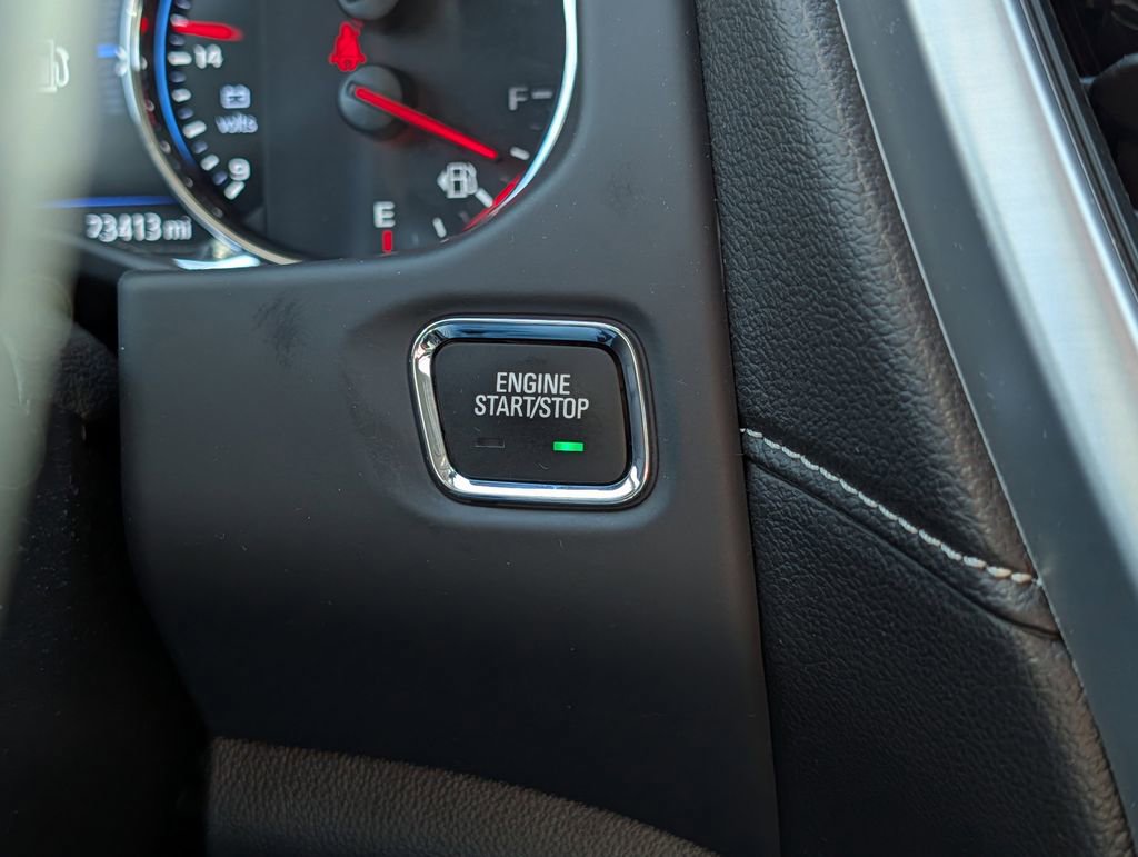 Used 2023 GMC Acadia SLT w/ Technology Package image 46