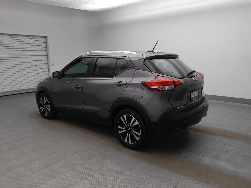 Used 2020 Nissan Kicks SV FWD image 3