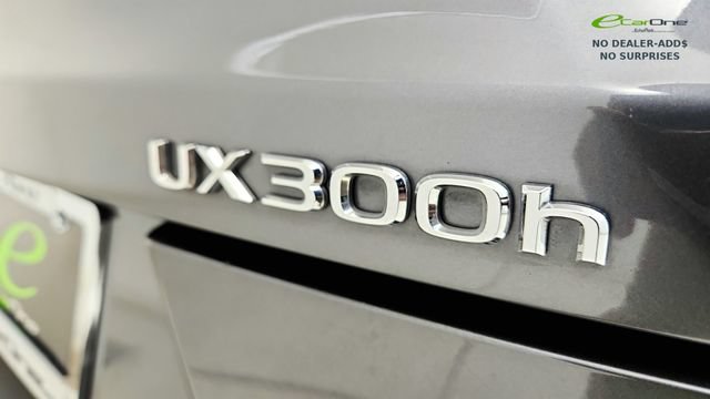 Used 2025 Lexus UX 300h FWD image 34