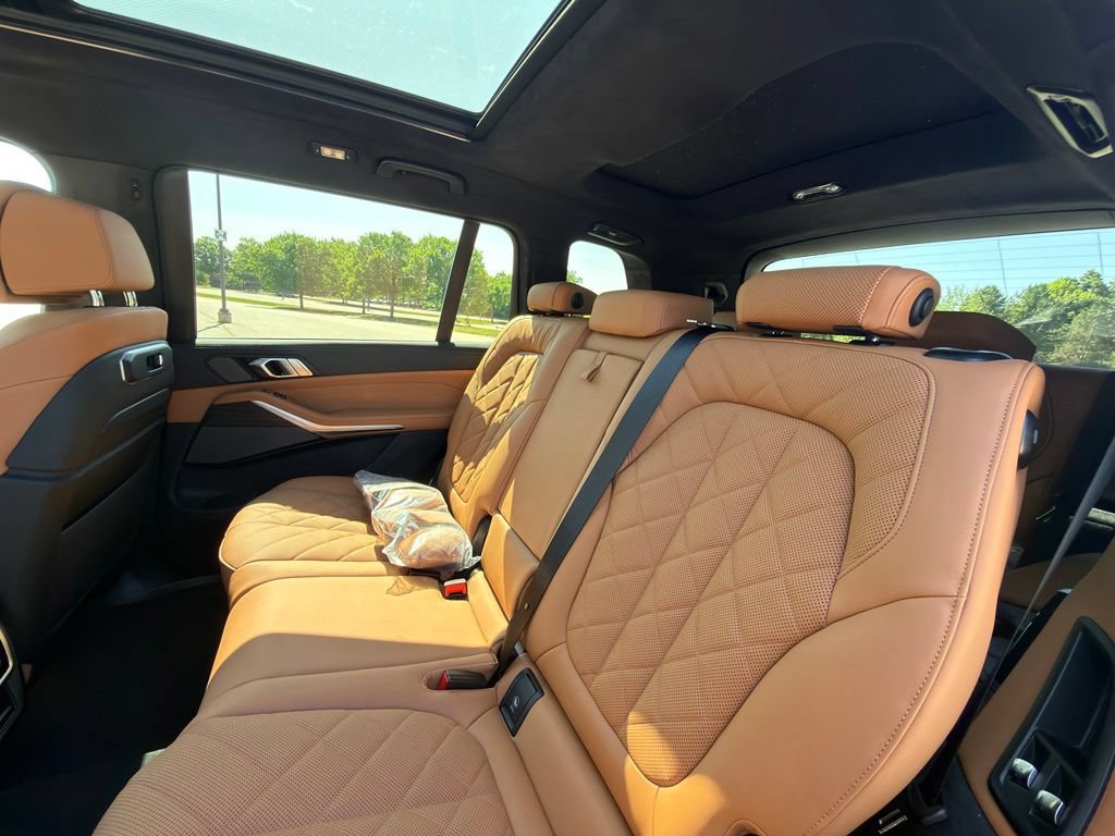 New 2027 BMW X7 xDrive40i w/ Executive Package AWD/4WD image 20