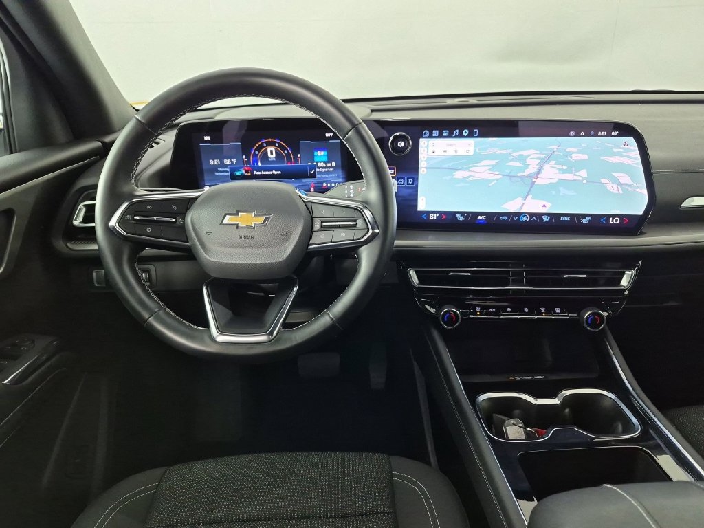 Certified 2026 Chevrolet Traverse LT FWD image 32