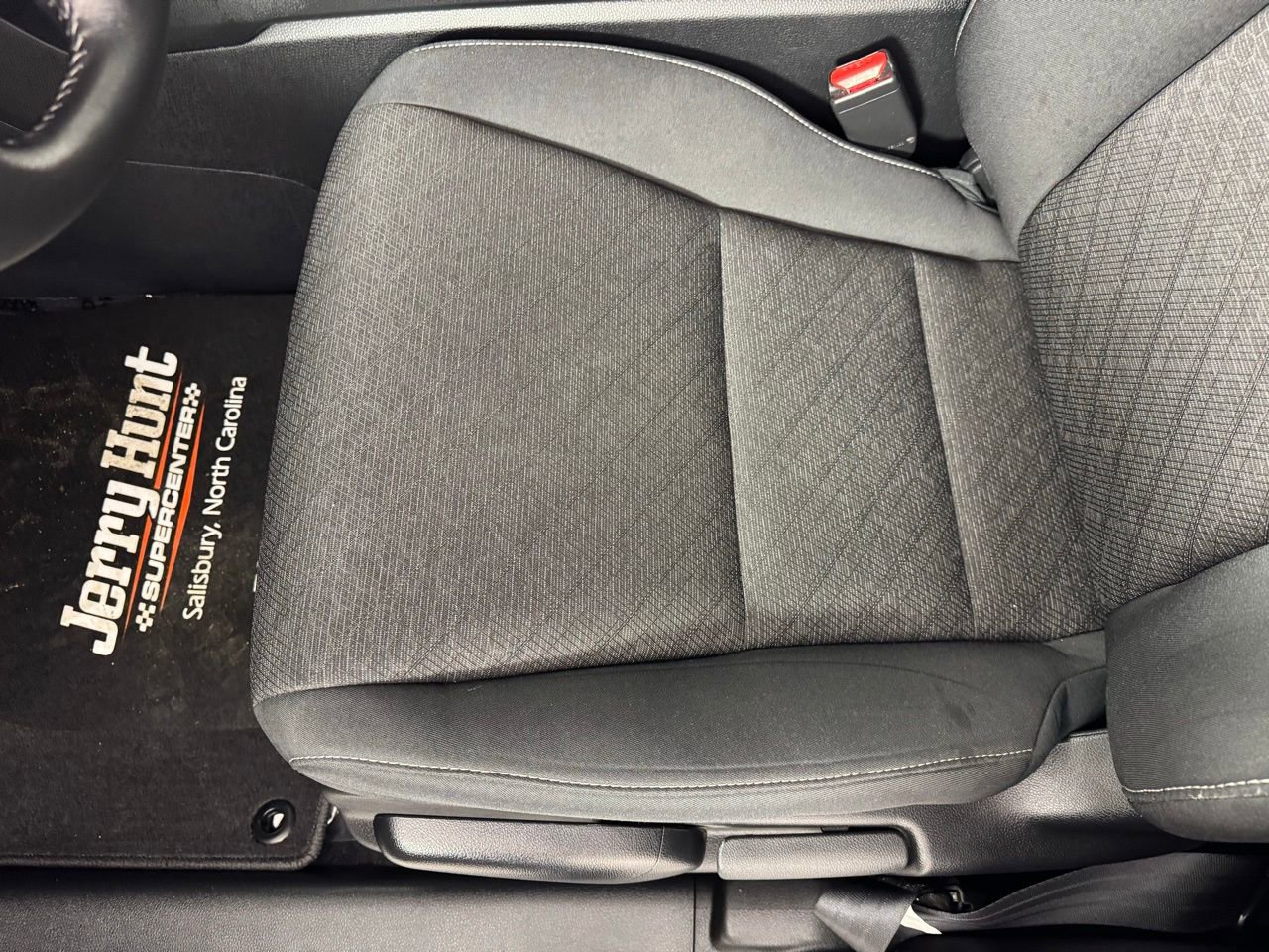 Used 2025 Honda Ridgeline Sport image 12