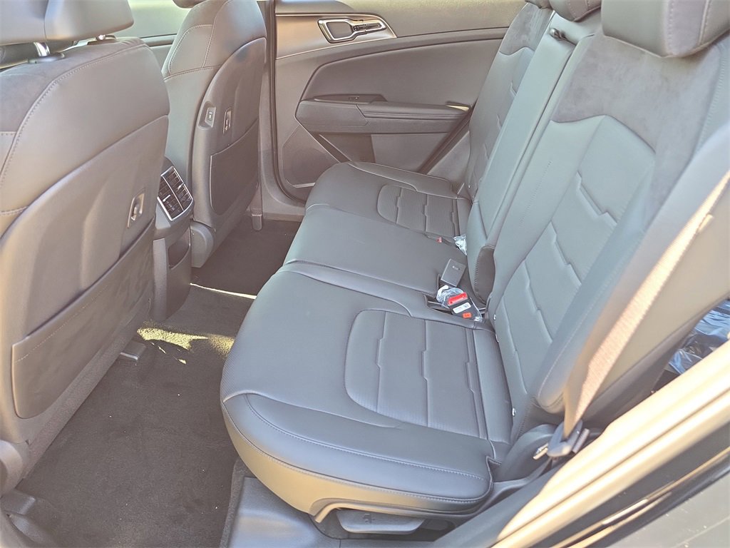 New 2026 Kia Sportage SX image 17