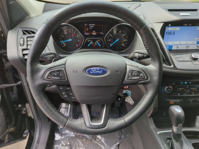 Used 2017 Ford Escape SE w/ SE Leather Comfort Package image 25