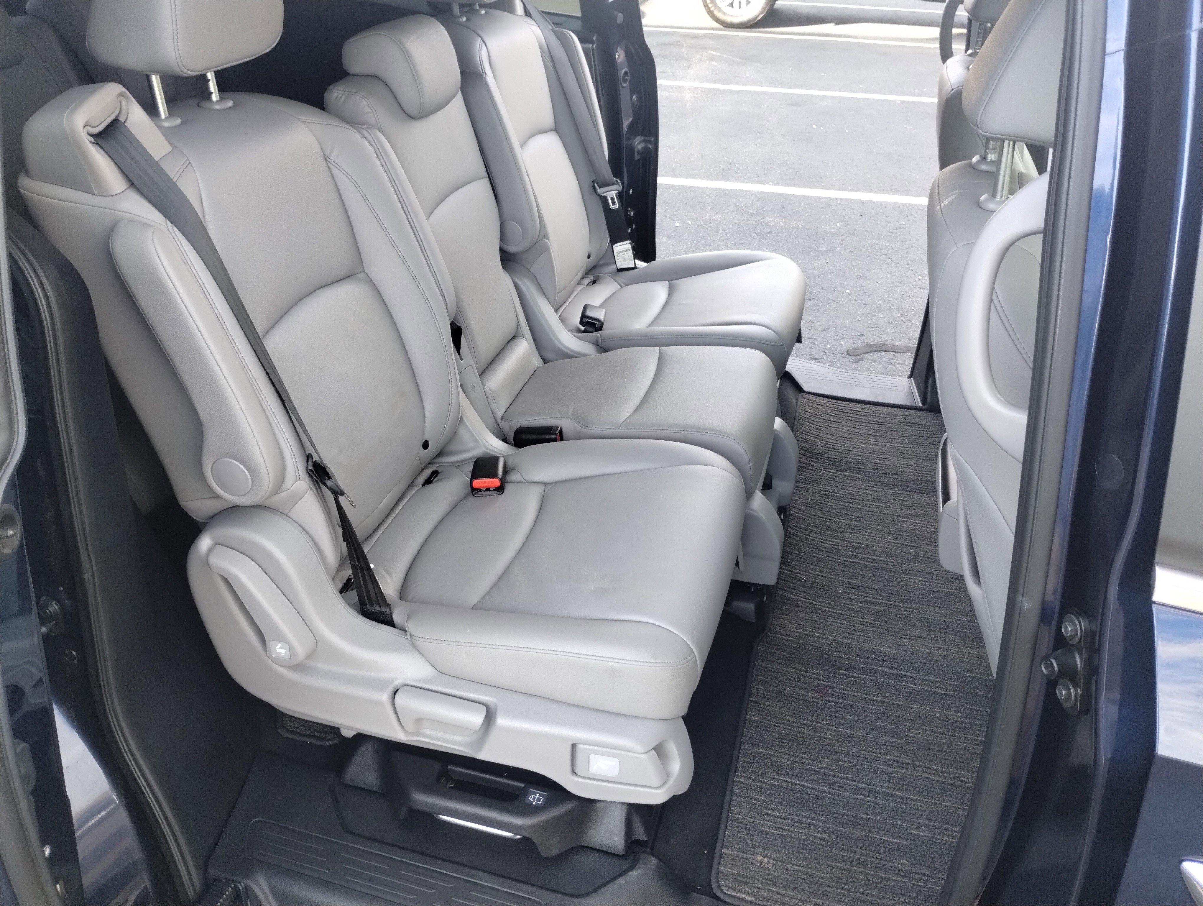 Used 2024 Honda Odyssey EX-L image 21