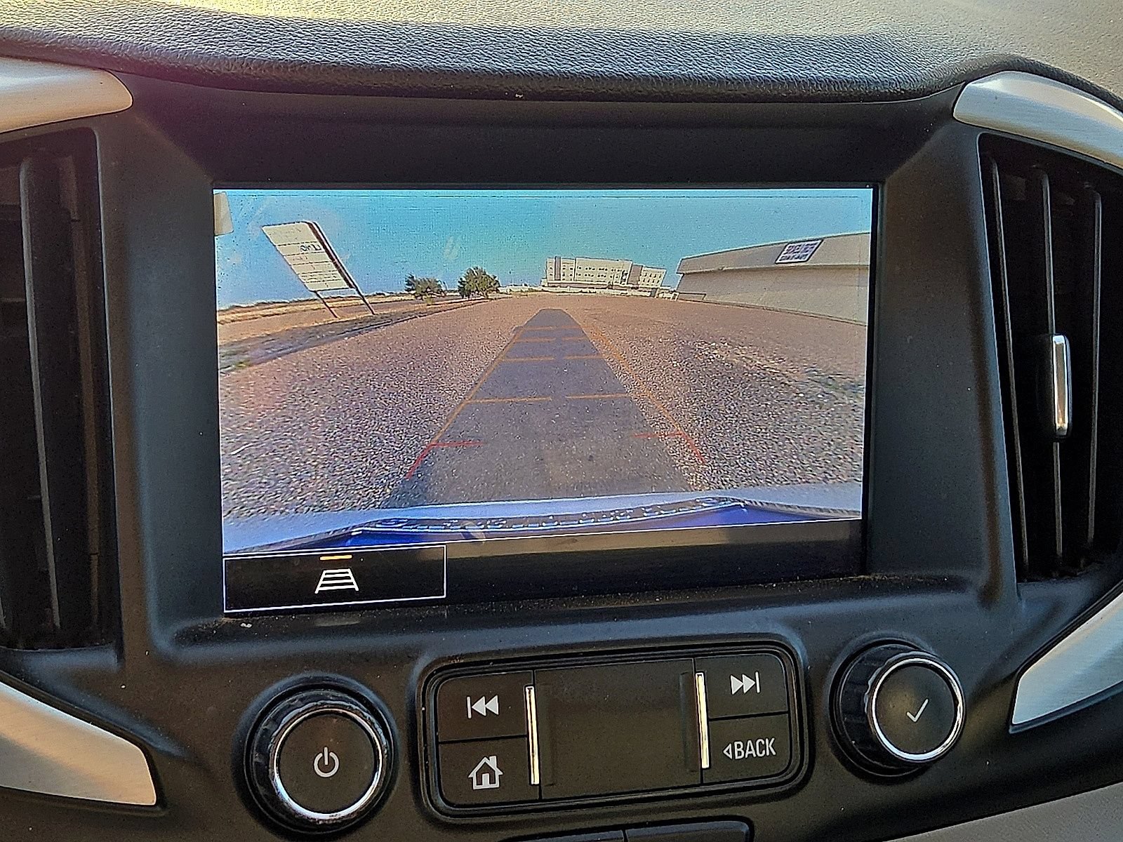 Used 2023 GMC Terrain SLT AWD/4WD image 29