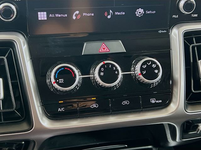 Certified 2023 Kia Sorento LX image 15