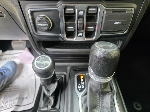 Used 2022 Jeep Wrangler Unlimited Sport image 9
