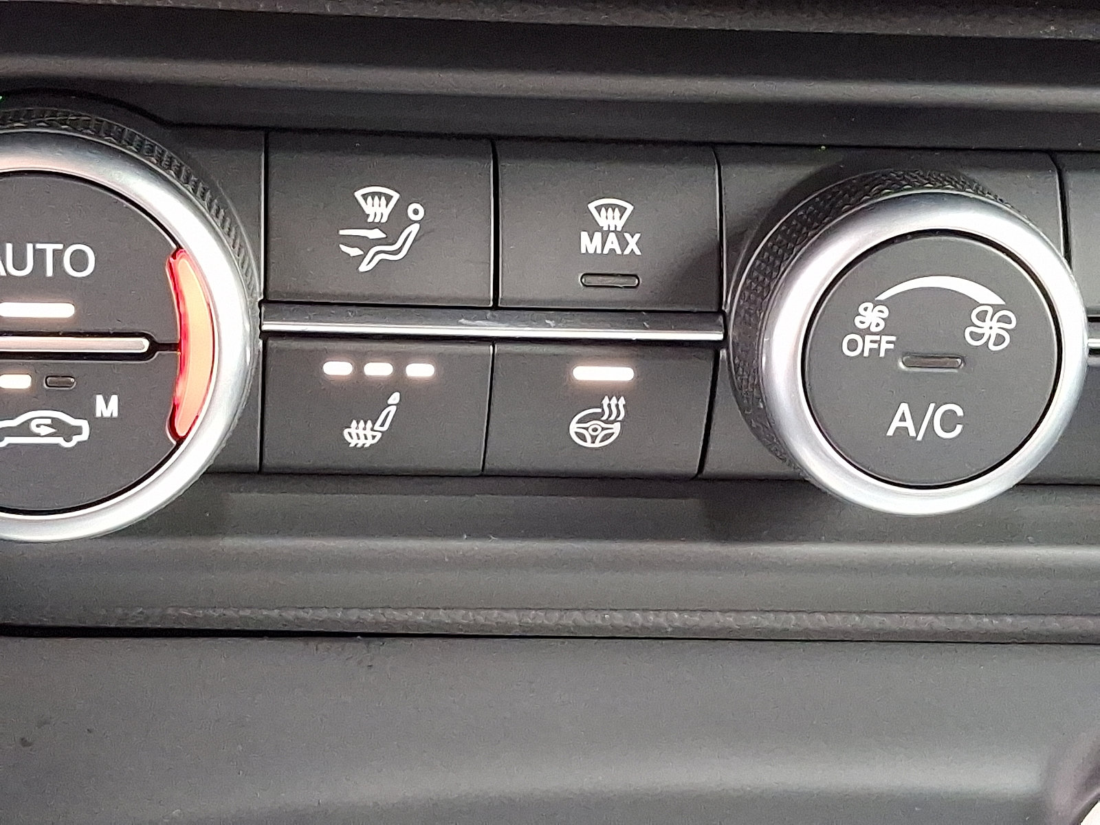 New 2025 Alfa Romeo Stelvio Sprint w/ Convenience Package image 20