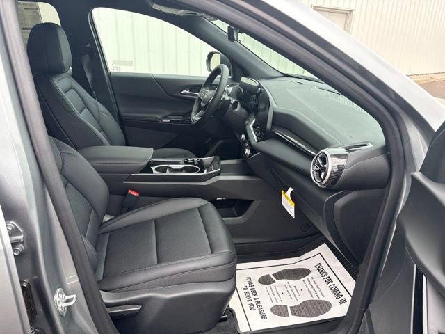 New 2026 Chevrolet Equinox LT w/ Convenience Package II AWD/4WD image 15