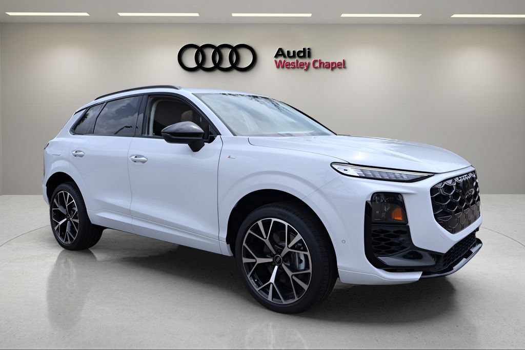 New 2026 Audi Q3 quattro 2.0T AWD/4WD image 7