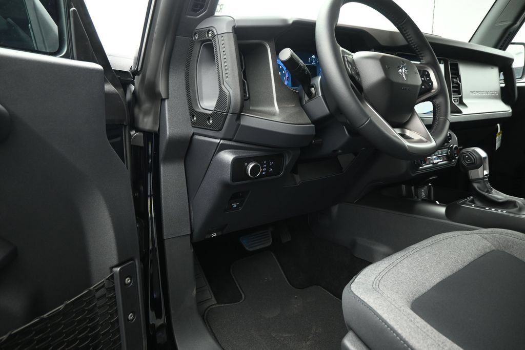 New 2026 Ford Bronco Big Bend AWD/4WD image 8