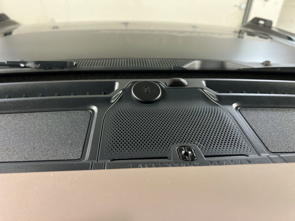 Certified 2024 Ford Bronco Wildtrak AWD/4WD image 28