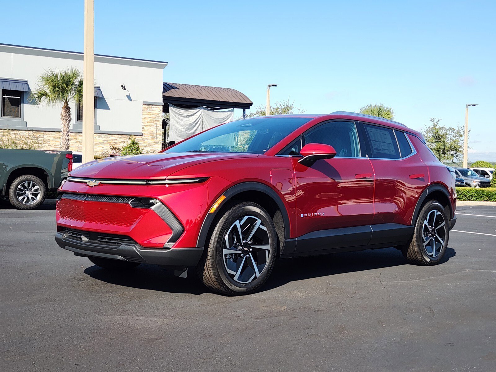 New 2026 Chevrolet Equinox EV LT image 2