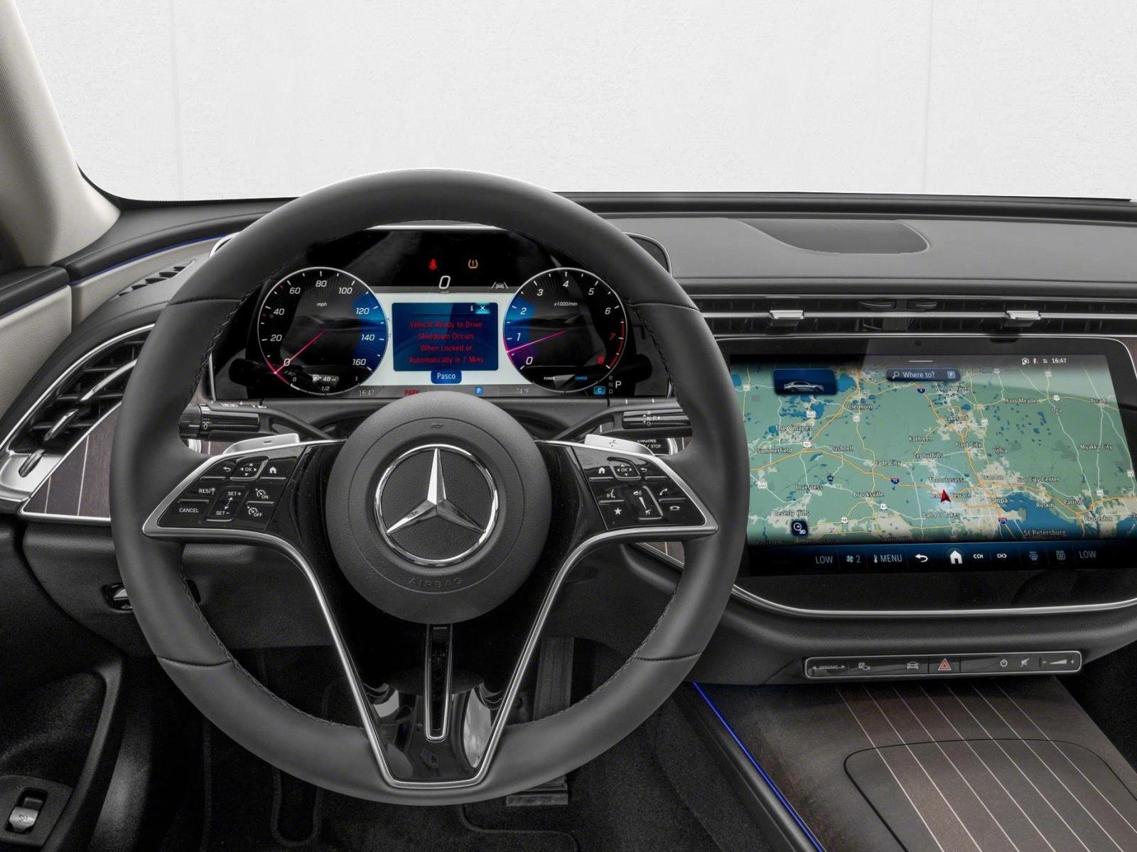 New 2026 Mercedes-Benz E 450 4MATIC Sedan image 4
