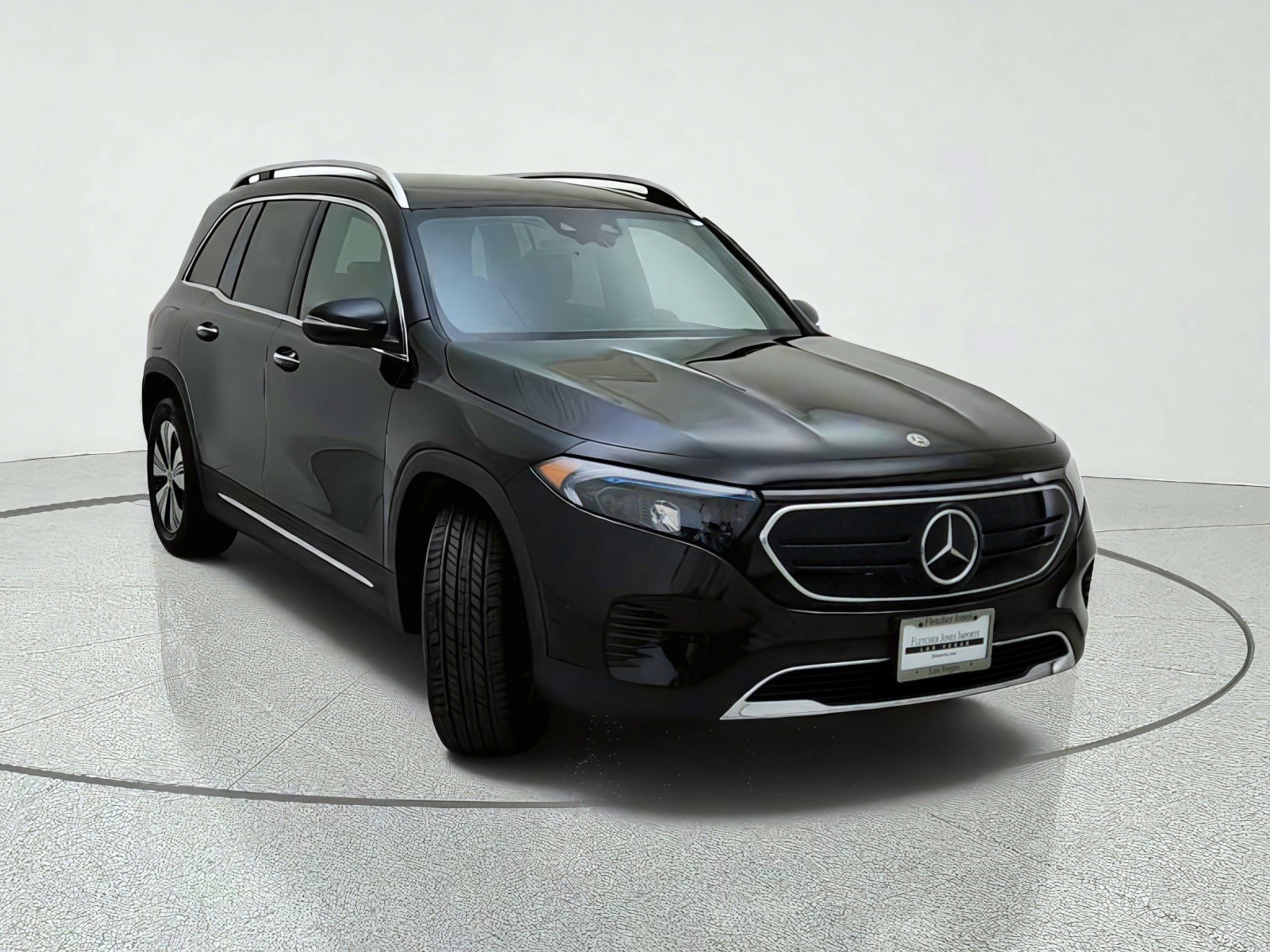 Used 2023 Mercedes-Benz EQB 250+ image 4