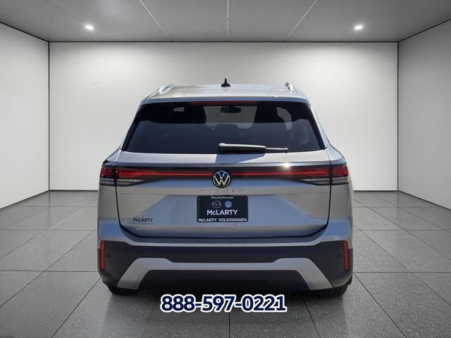 New 2026 Volkswagen Tiguan SE FWD image 4