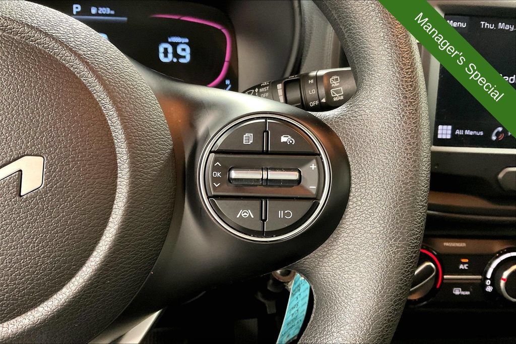 Used 2025 Kia Soul LX w/ LX Technology Package FWD image 25