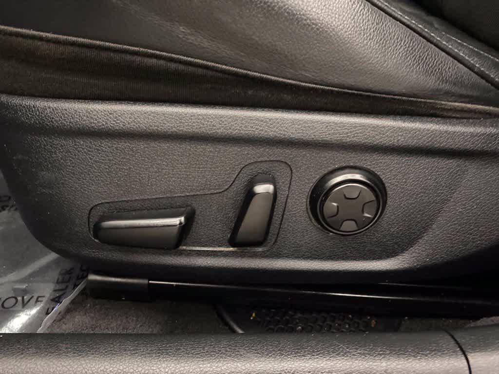 Used 2018 Kia Stinger Premium AWD/4WD image 13