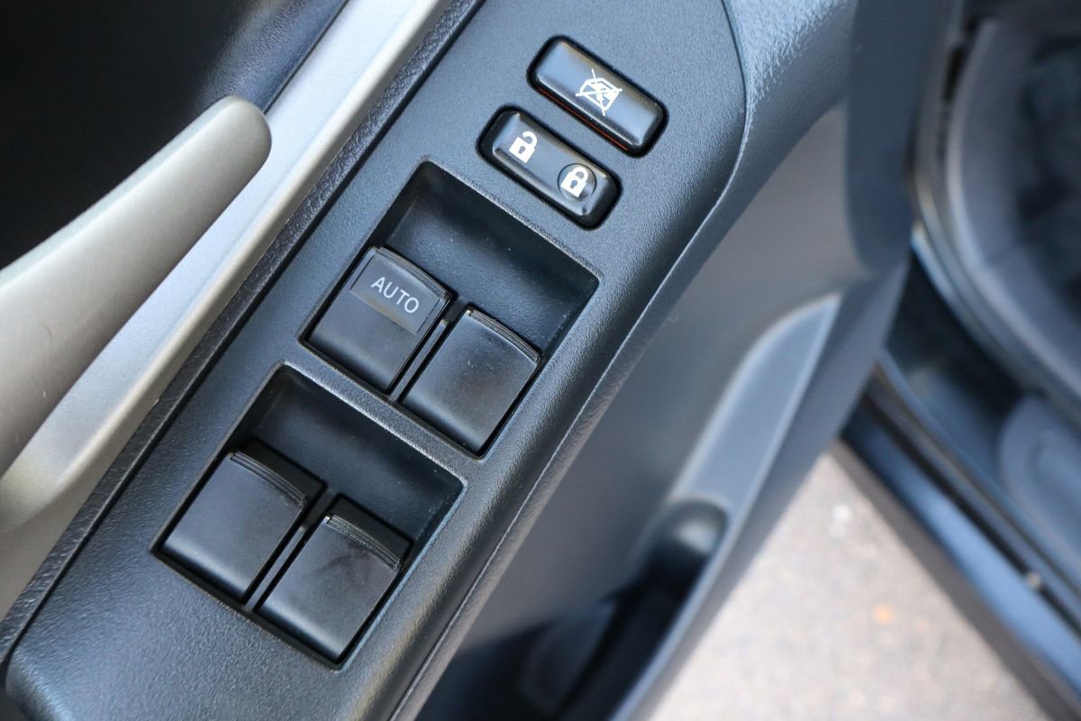 Used 2010 Toyota Matrix image 27