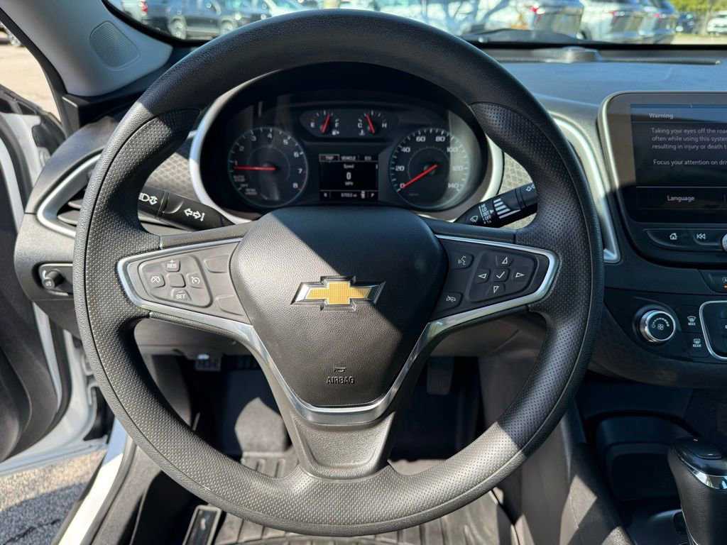 Used 2020 Chevrolet Malibu LS FWD image 16
