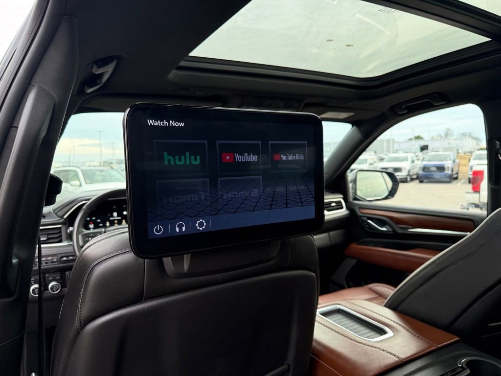 Used 2023 GMC Yukon XL Denali Ultimate image 11