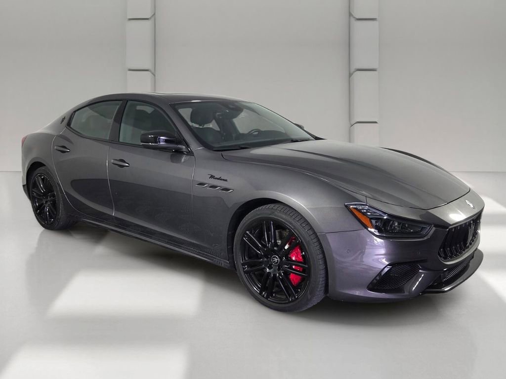 Used 2023 Maserati Ghibli Modena RWD image 2