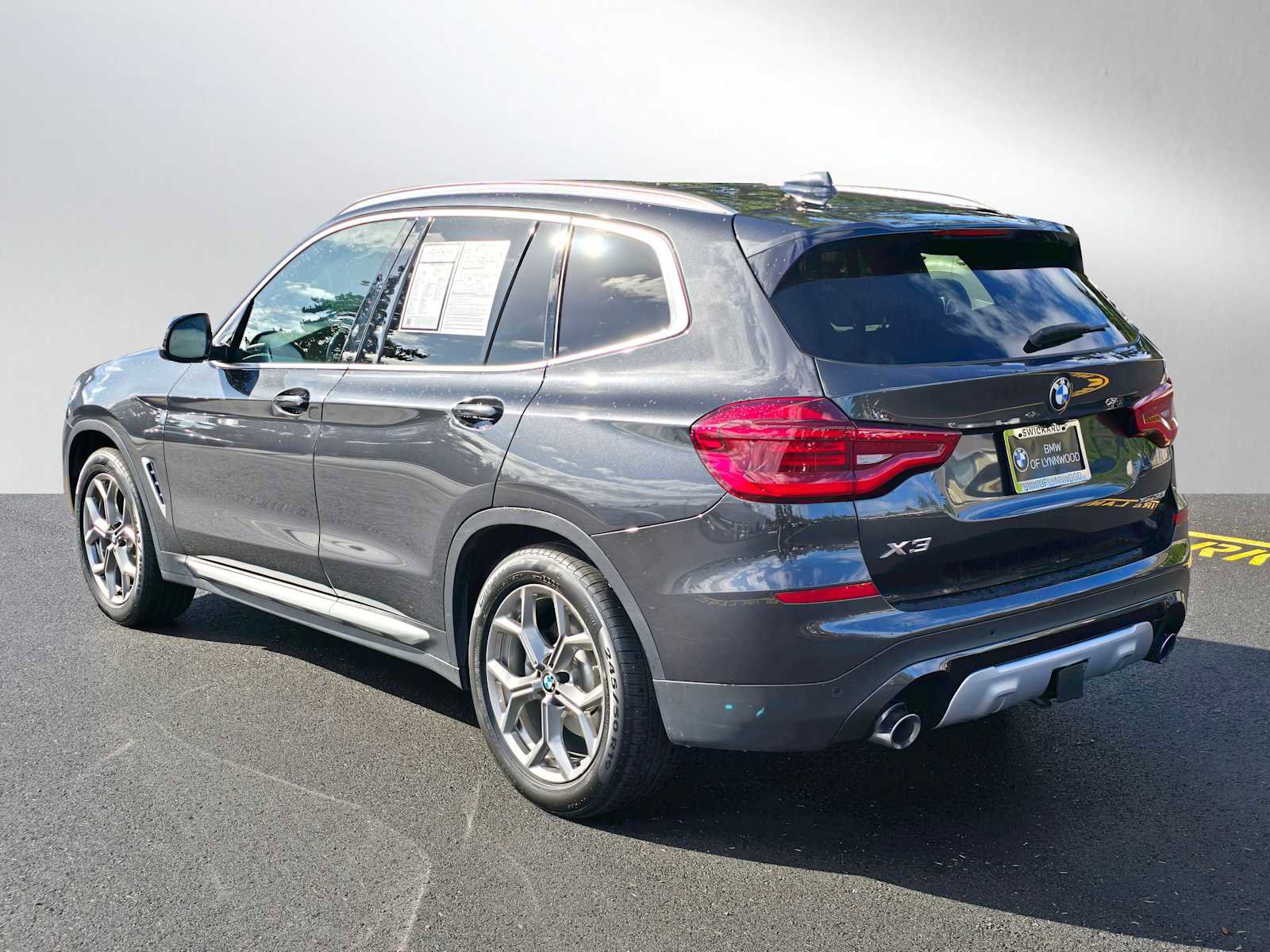 Used 2020 BMW X3 xDrive30i w/ Premium Package image 5