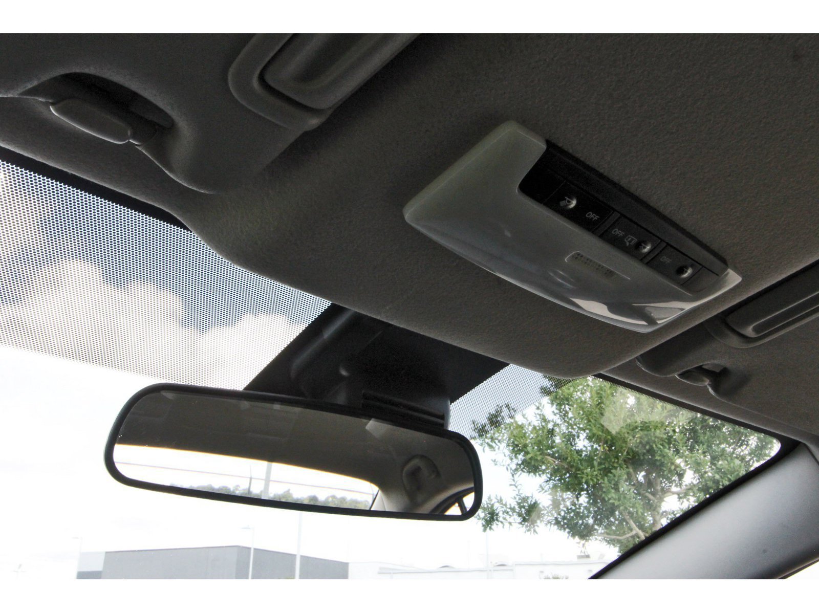 Certified 2025 Nissan Versa SV w/ Trunk Package FWD image 24