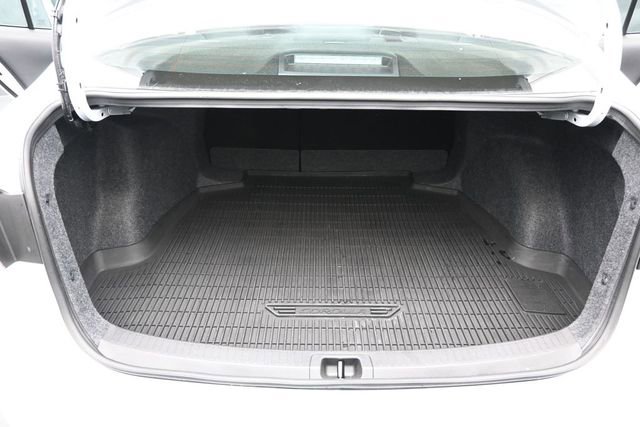 Used 2025 Toyota Corolla LE FWD image 25