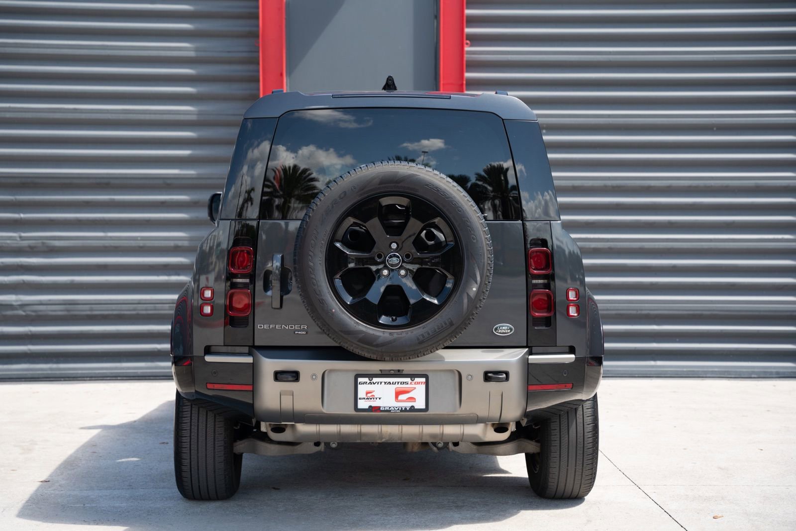 Used 2022 Land Rover Defender 110 X-Dynamic SE image 7