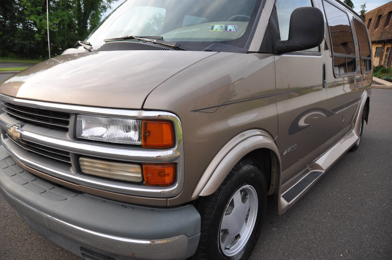 Used 1996 Chevrolet Express 1500 image 3