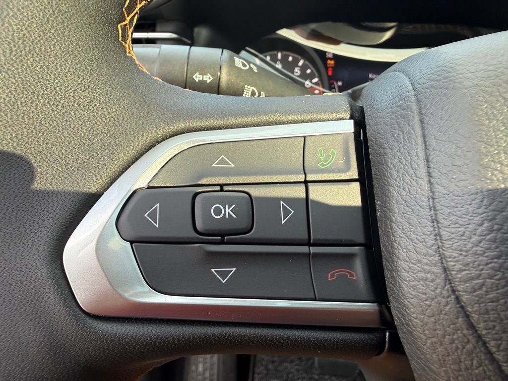 New 2026 Jeep Compass Latitude AWD/4WD image 17