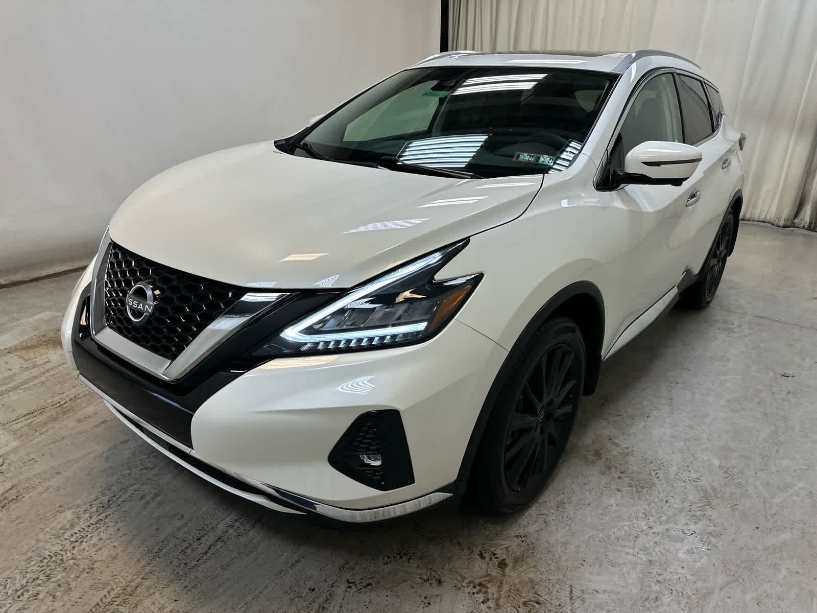 Certified 2024 Nissan Murano Platinum w/ Cargo Package AWD/4WD image 10