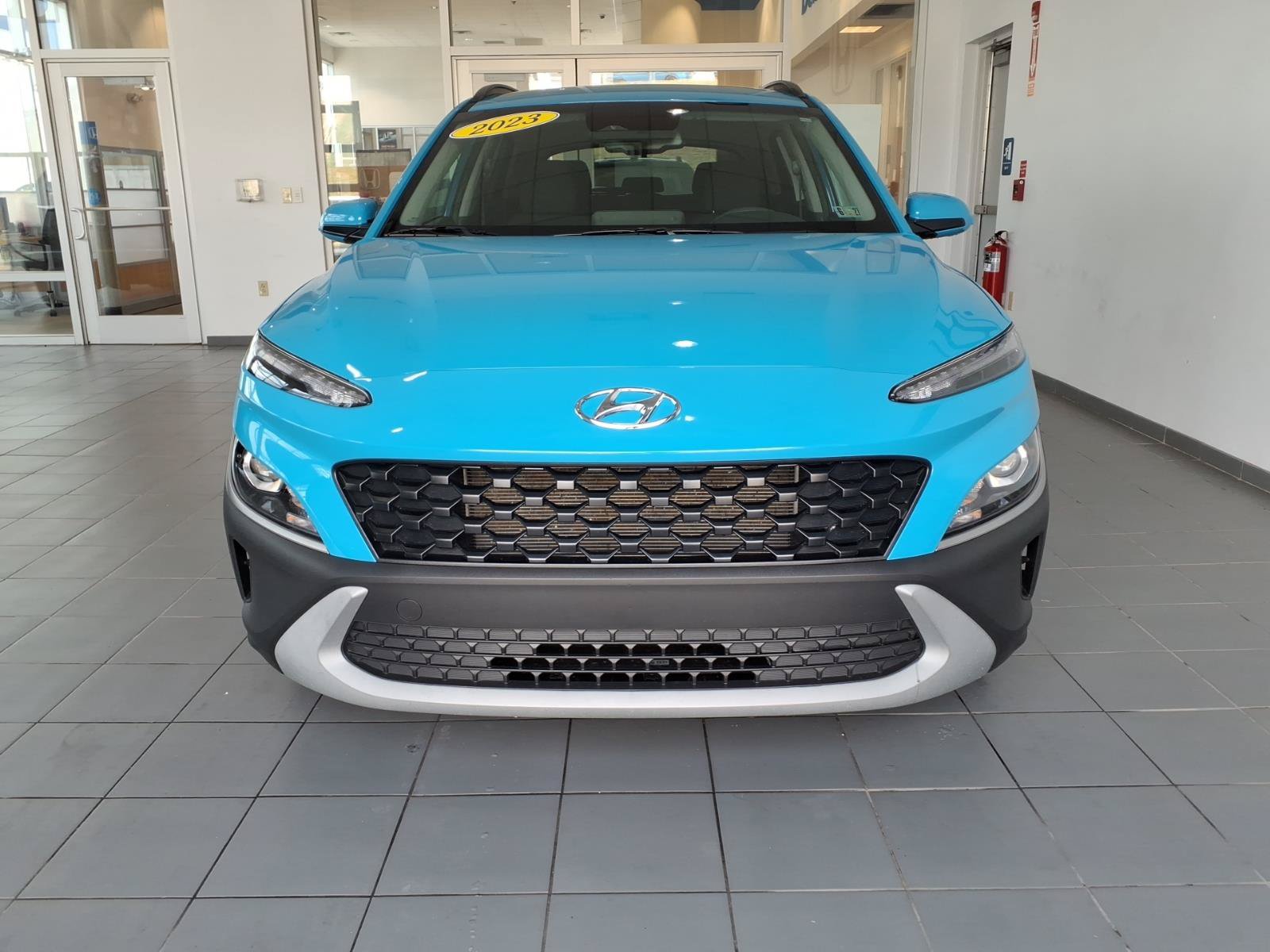 Used 2023 Hyundai Kona SEL w/ Cargo Package AWD/4WD image 2
