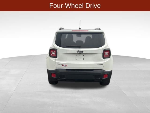 Used 2017 Jeep Renegade Latitude image 6