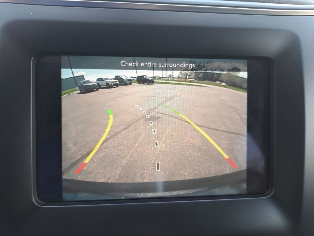 Used 2020 Jeep Cherokee Latitude Plus w/ Cold Weather Group AWD/4WD image 20