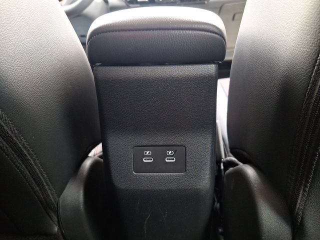 Certified 2025 Nissan Kicks SR FWD image 31