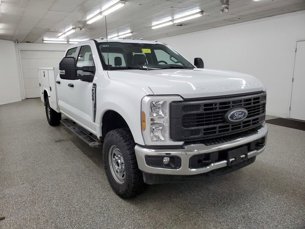 New 2026 Ford F350 XL w/ XL Off-Road Package image 3