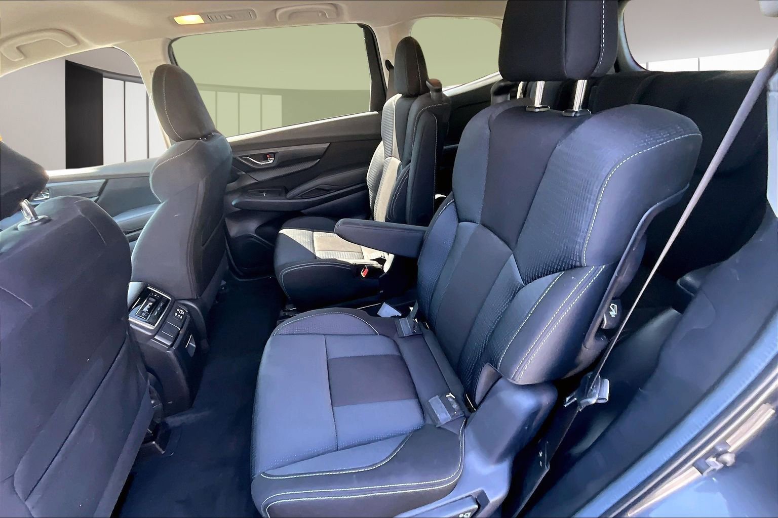 Used 2024 Subaru Ascent Premium w/ Convenience Package image 22