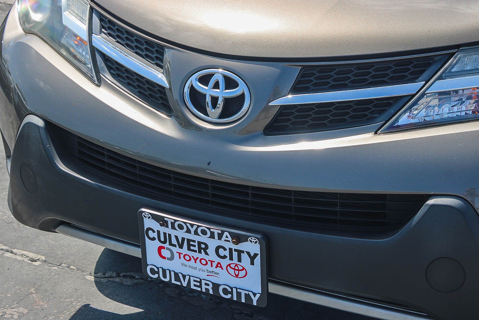 Used 2014 Toyota RAV4 Limited AWD/4WD image 6