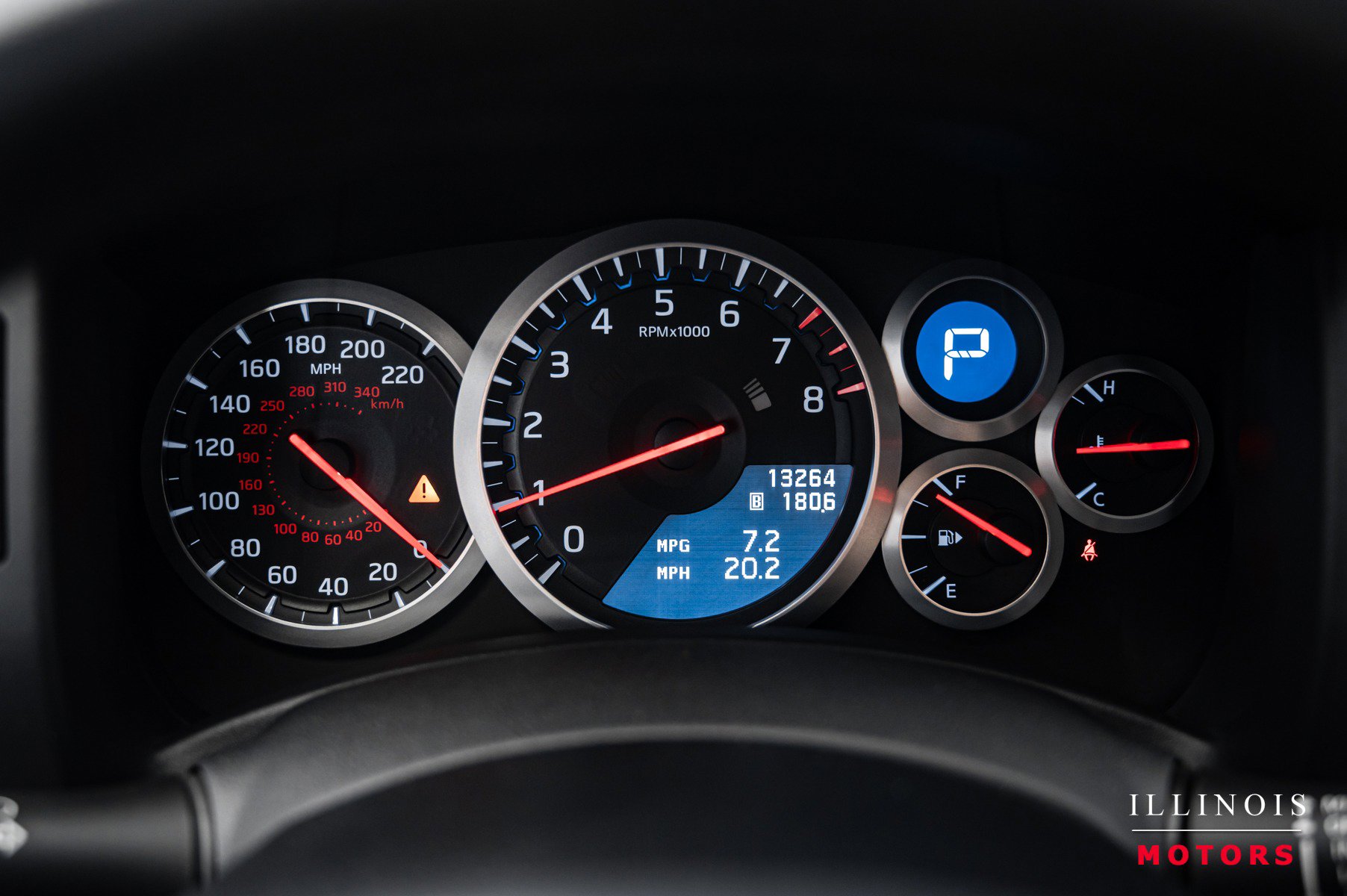 Used 2014 Nissan GT-R Premium image 24