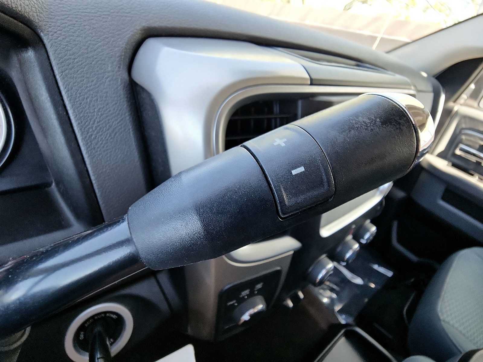 Used 2016 RAM 2500 SLT AWD/4WD image 21