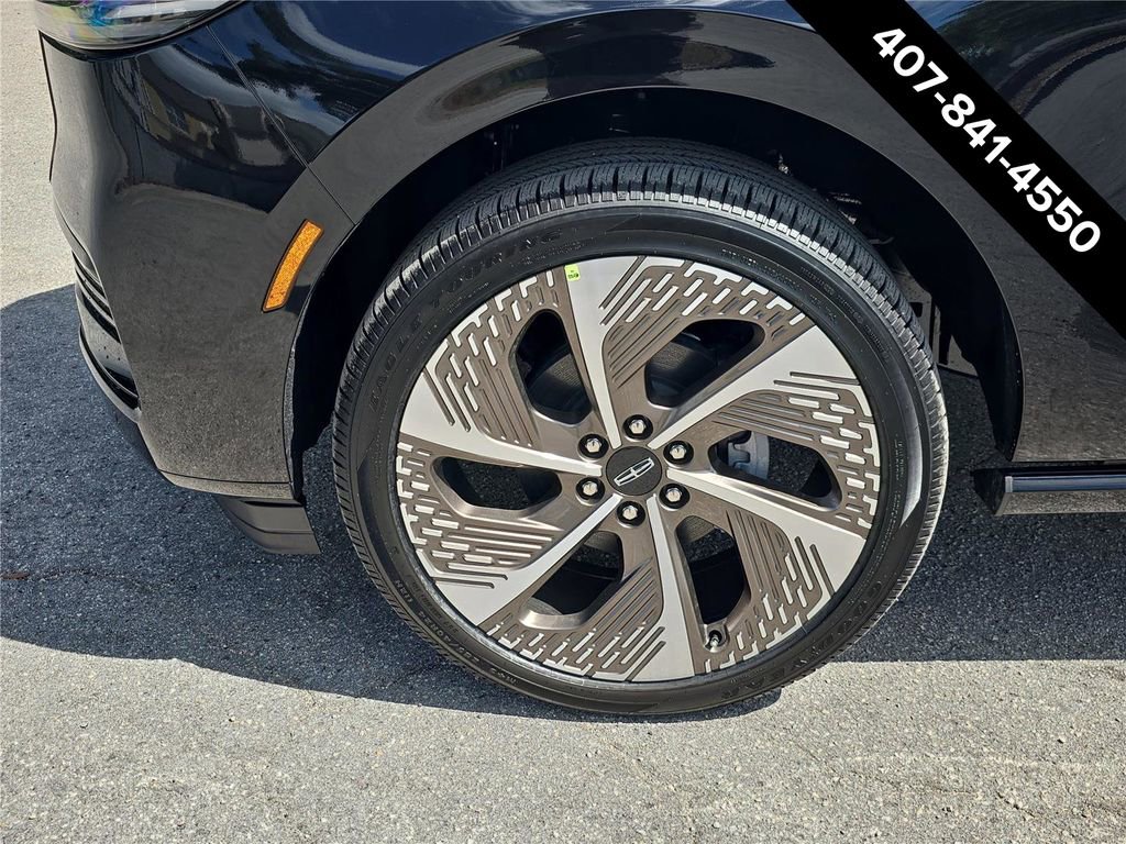 New 2026 Lincoln Navigator L Black Label image 8