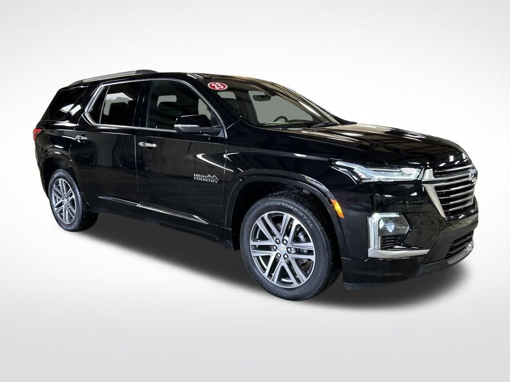 Certified 2023 Chevrolet Traverse High Country w/ LPO, Floor Liner Package image 8