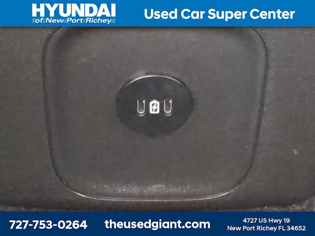 Used 2023 Ford Escape ST-Line w/ Tech Pack #1 FWD image 16