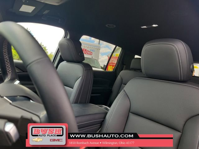 Used 2026 Chevrolet Traverse LT AWD/4WD image 19