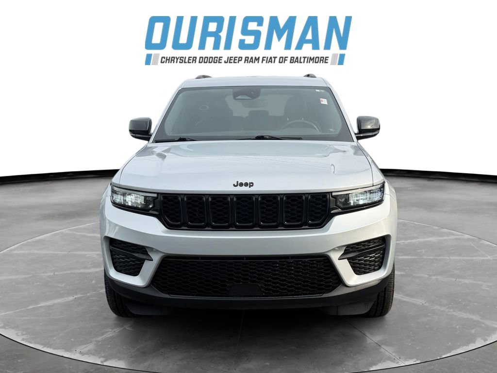 Used 2022 Jeep Grand Cherokee Altitude image 8