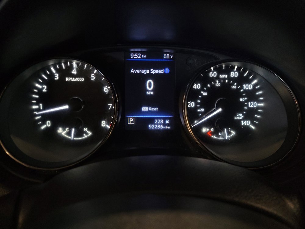 Used 2020 Nissan Rogue SV AWD/4WD image 23